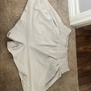 Vuori Women's Athletic Shorts in Light Gray